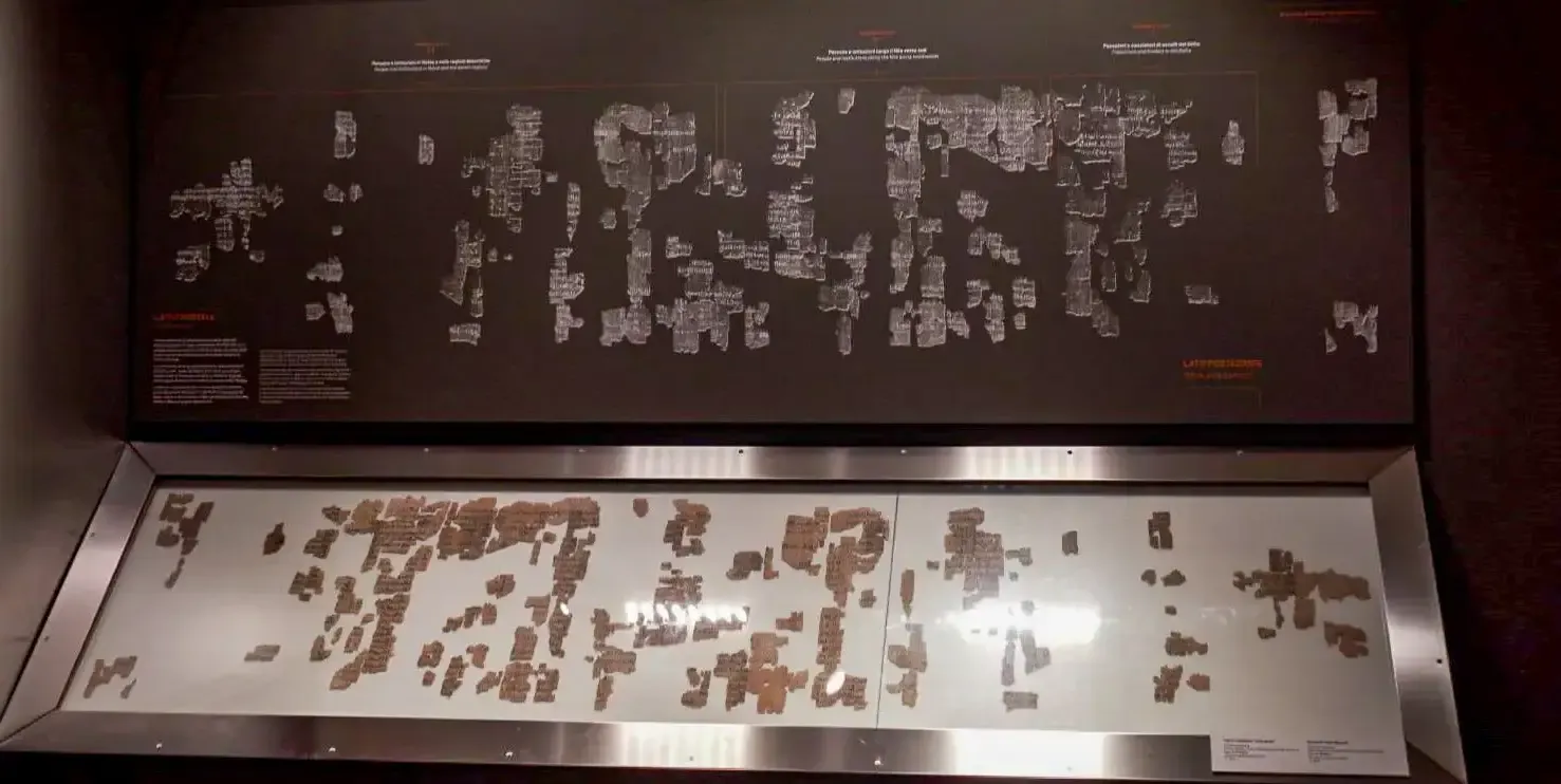 Museo Egizio display case